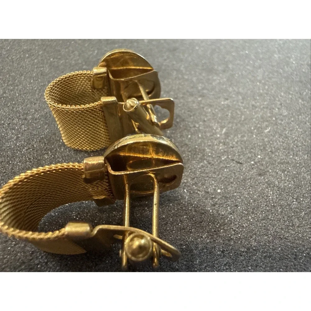 Vintage Gold tone Cufflinks MESH WRAP around Style Oval Ornate Tops